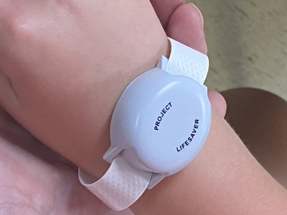 Tracker on a wrist